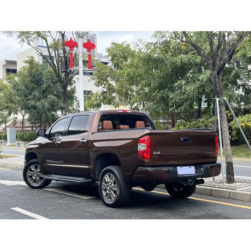2014 5.7L Toyota Tundra Used Cars  Gasoline Pickup Steering Left 4 Doors 5 Seats 8*4 Mileage 120000KM